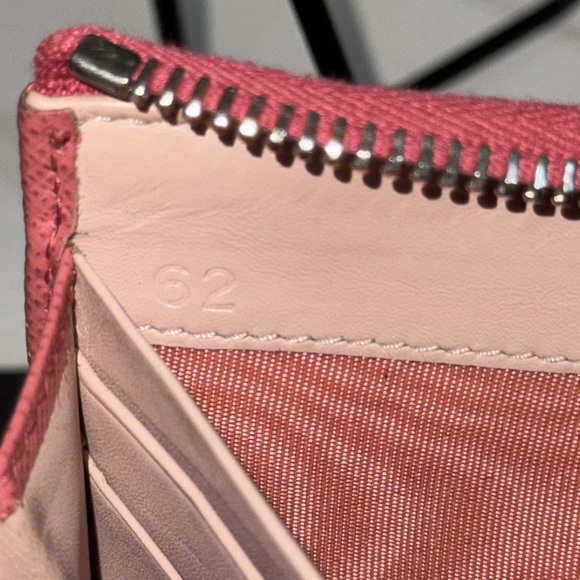 Authentic PRADA zippy leather wallet with (COA) - Picture 8 of 16